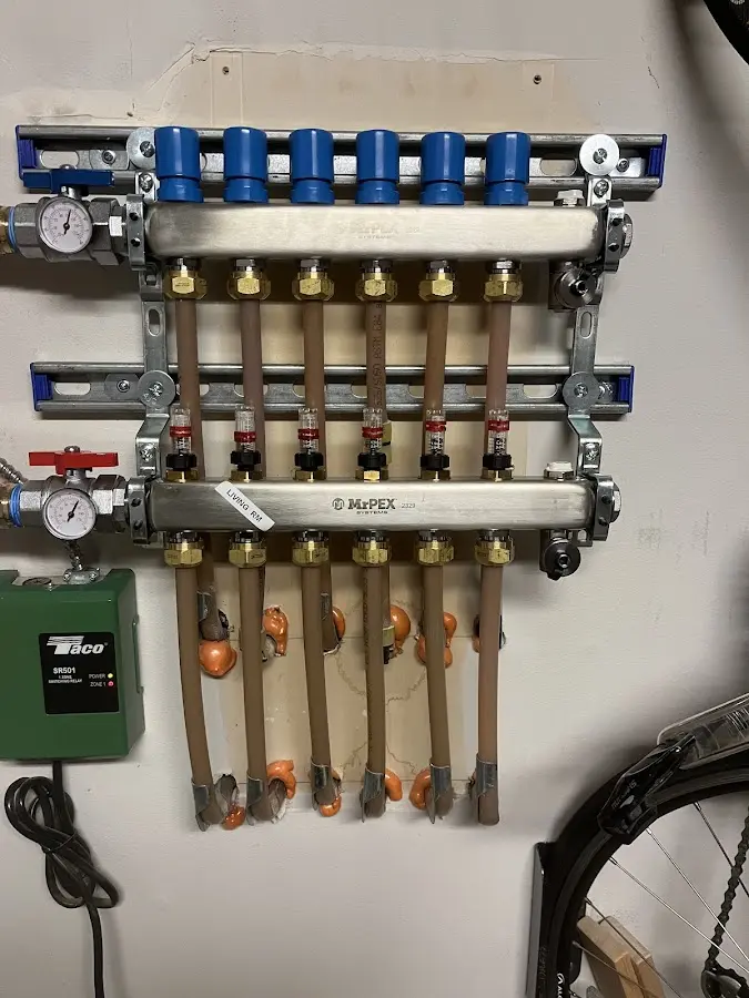 Plumber performing Gas Leak Detection at a residential property in Whitesboro